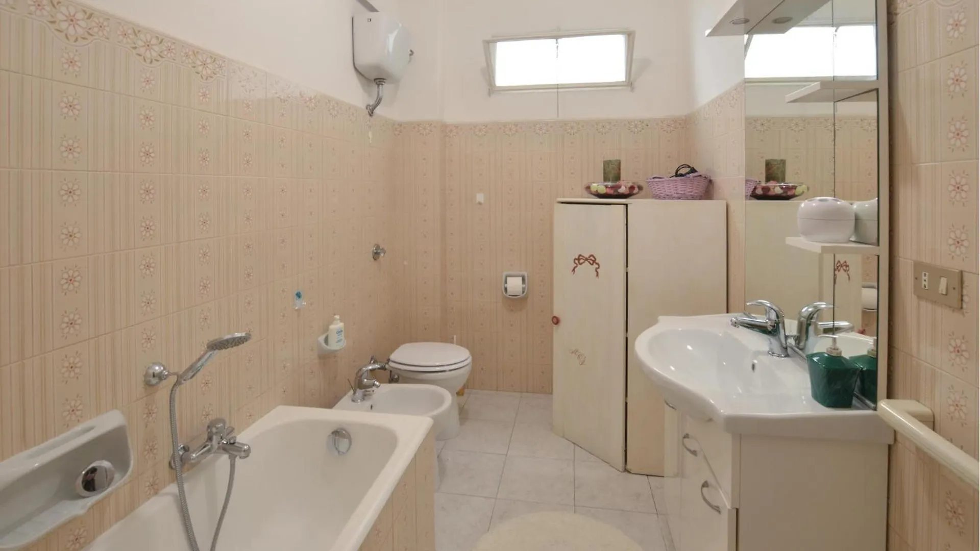 Amazing Apartment In Moneglia With Wifi Italy