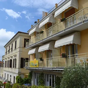2* Hotell Eva La Romantica